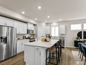 5514 S 328th Street 3, Auburn WA 98001
