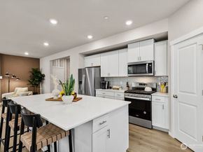 5514 S 328th Street 3, Auburn WA 98001