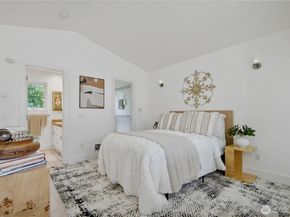 168 18th Ave B, Seattle WA 98122