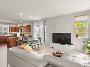 314 Bremerton Avenue NE, Renton WA 98059