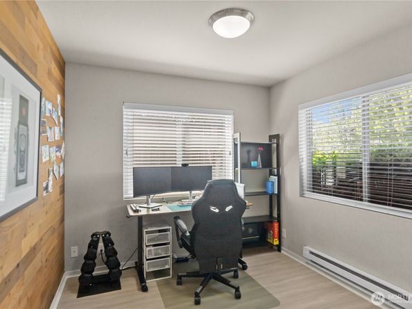 314 Bremerton Avenue NE, Renton WA 98059