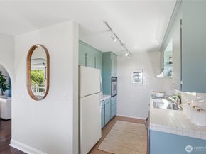 4324 Phinney Avenue N 3, Seattle WA 98103