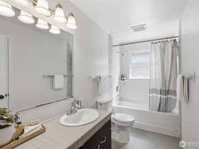 4324 Phinney Avenue N 3, Seattle WA 98103