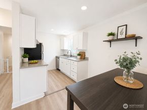 1852 Central Place S E46, Kent WA 98030