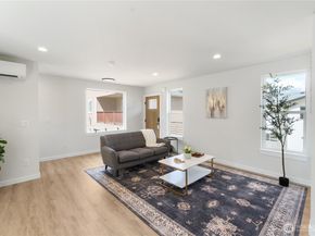 12531 25th Avenue NE B, Seattle WA 98125