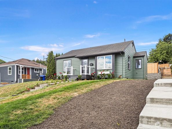 1624 Pine Street 1, Everett WA 98201