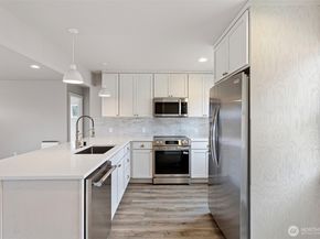 1624 Pine Street 1, Everett WA 98201