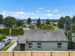 1624 Pine Street 1, Everett WA 98201