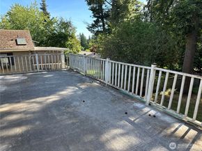 15833 15th Avenue NE, Shoreline WA 98155