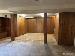 15833 15th Avenue NE, Shoreline WA 98155