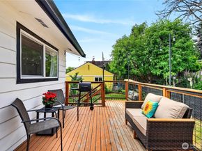 5403 34th Avenue SW, Seattle WA 98126