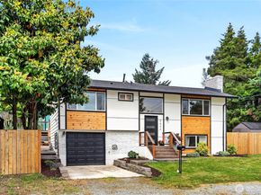 5403 34th Avenue SW, Seattle WA 98126