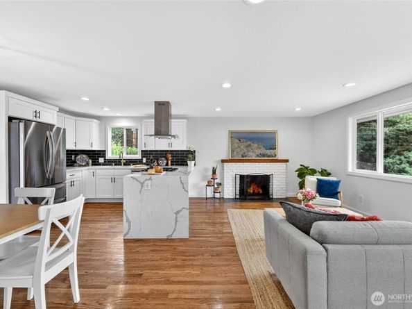 5403 34th Avenue SW, Seattle WA 98126