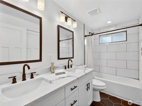5403 34th Avenue SW, Seattle WA 98126