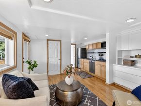 8261 Northrop Place SW, Seattle WA 98136