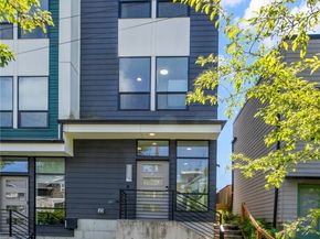 2327 E Denny Way, Seattle WA 98122