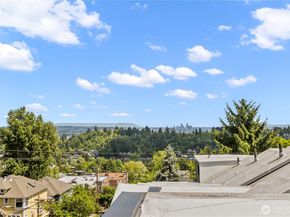 2327 E Denny Way, Seattle WA 98122