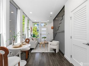 2327 E Denny Way, Seattle WA 98122