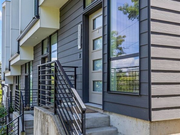 2327 E Denny Way, Seattle WA 98122