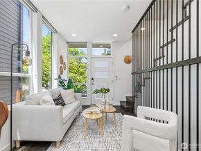 2327 E Denny Way, Seattle WA 98122