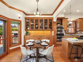 1411 10th Avenue W, Seattle WA 98119