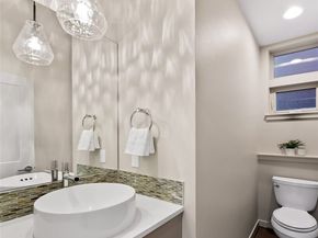2424 NW 62nd Street C, Seattle WA 98107