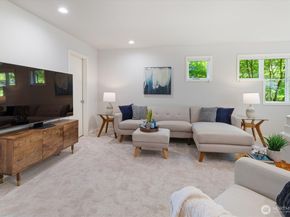 3320 165th Place NE, Bellevue WA 98008