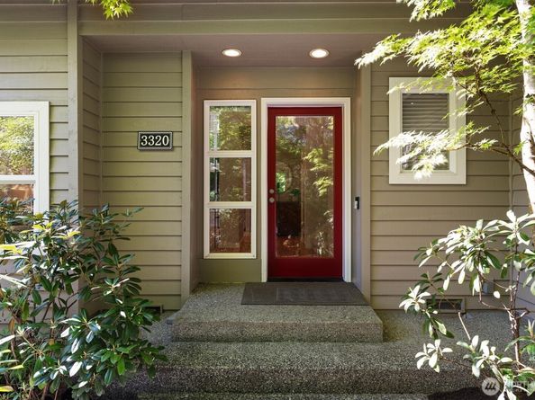 3320 165th Place NE, Bellevue WA 98008