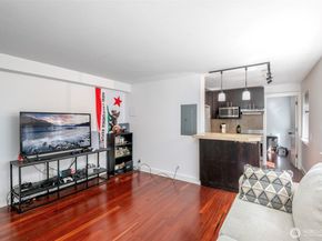 752 Bellevue Avenue E 208, Seattle WA 98102