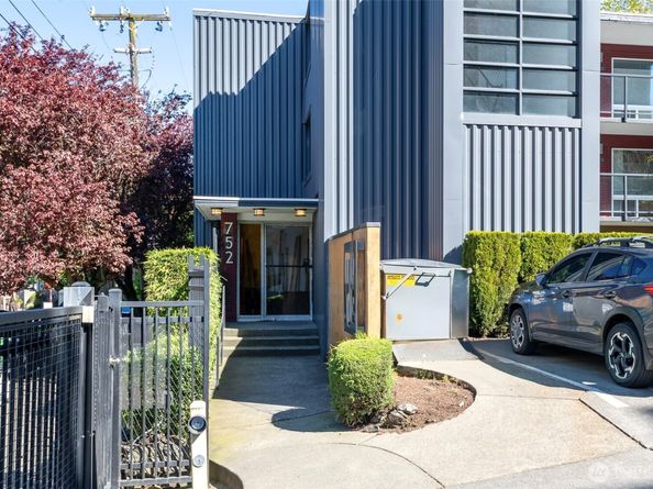 752 Bellevue Avenue E 208, Seattle WA 98102