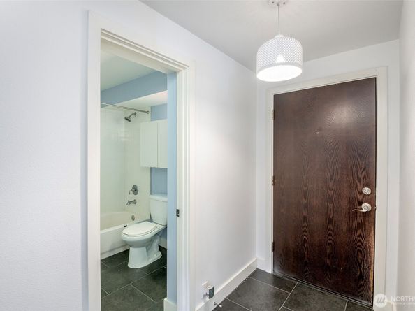 752 Bellevue Avenue E 208, Seattle WA 98102