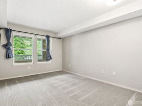 4133 224 Lane SE 209, Issaquah WA 98029