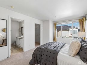 11899 NE 163rd Place, Bothell WA 98011