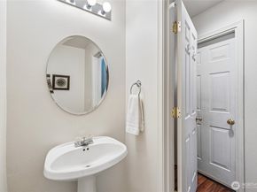 11899 NE 163rd Place, Bothell WA 98011