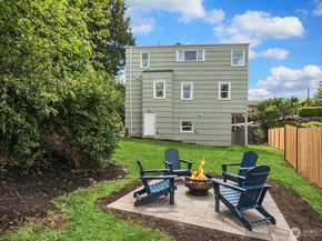 8715 Bowdoin Way, Edmonds WA 98026