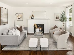 8715 Bowdoin Way, Edmonds WA 98026
