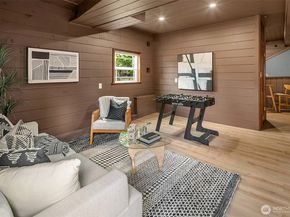 8715 Bowdoin Way, Edmonds WA 98026