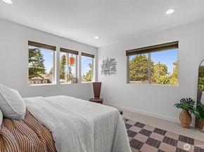 2639 A 45th Avenue SW, Seattle WA 98116