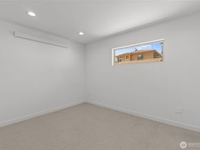 2639 A 45th Avenue SW, Seattle WA 98116