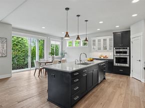 221 Shadow Avenue NE, Renton WA 98059