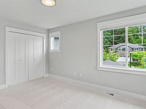 221 Shadow Avenue NE, Renton WA 98059