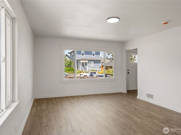 1231 4th Street, Bremerton WA 98337