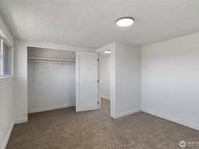 1231 4th Street, Bremerton WA 98337