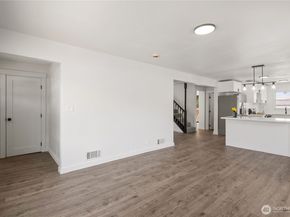 1231 4th Street, Bremerton WA 98337