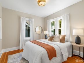3929 Ashworth Avenue N, Seattle WA 98103