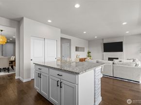 19042 123rd Avenue SE, Renton WA 98058