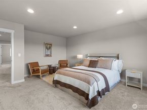 19042 123rd Avenue SE, Renton WA 98058