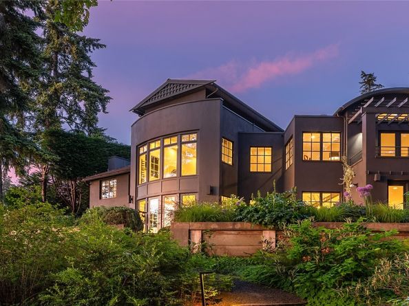 7733 Hansen Road NE, Bainbridge Island WA 98110