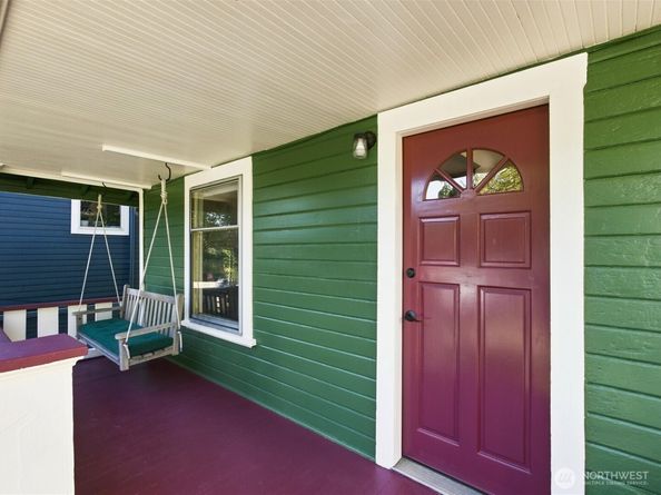 2811 SW Dakota Street, Seattle WA 98126