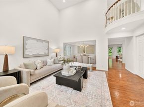6831 117th Avenue NE, Kirkland WA 98033